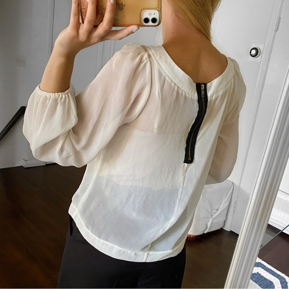 🐚 CLASSY BOW TIE PUFF SLEEVE SHEER BLOUSE! - Picture 3 of 15